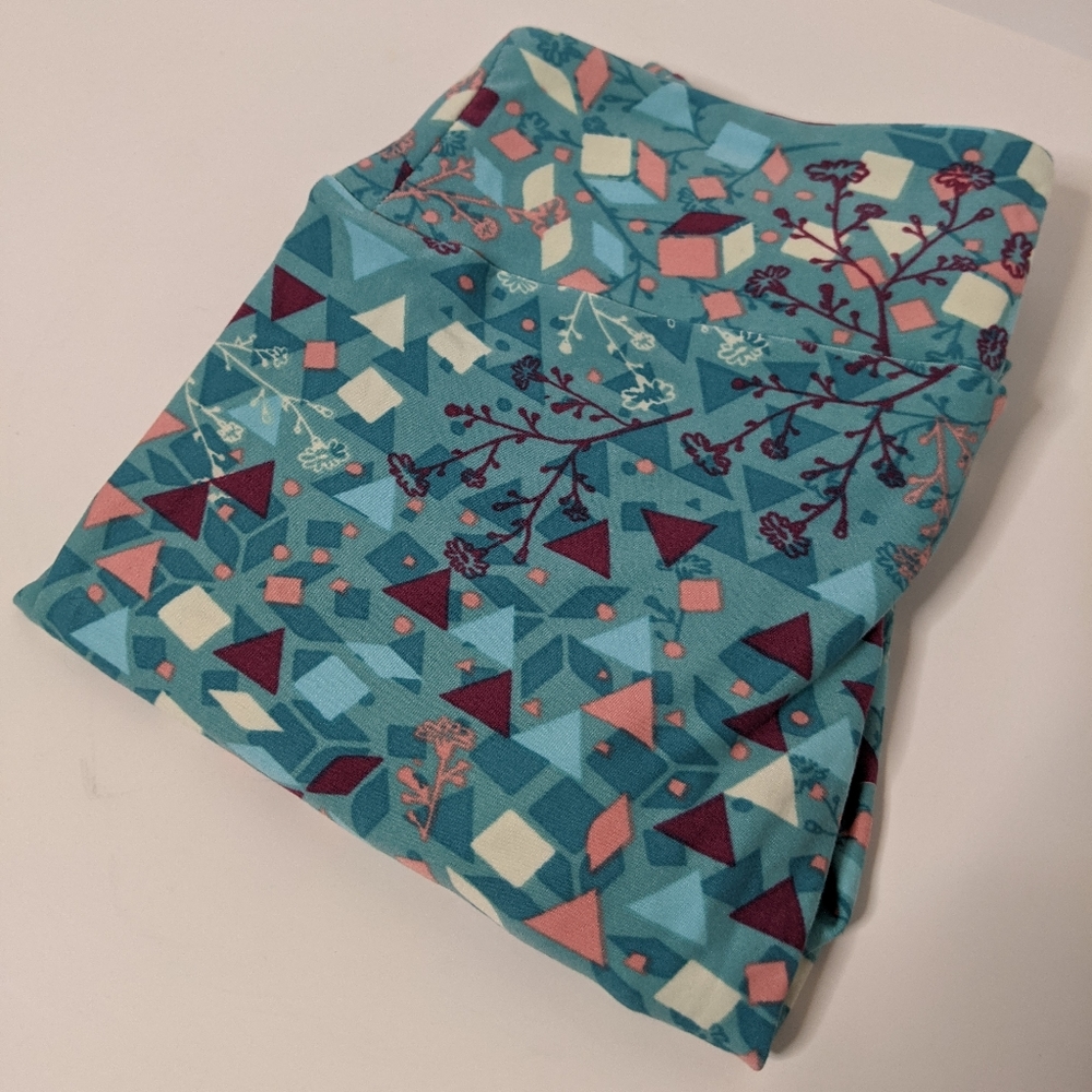 2/$20 NWOT LuLaRoe Leggings OS